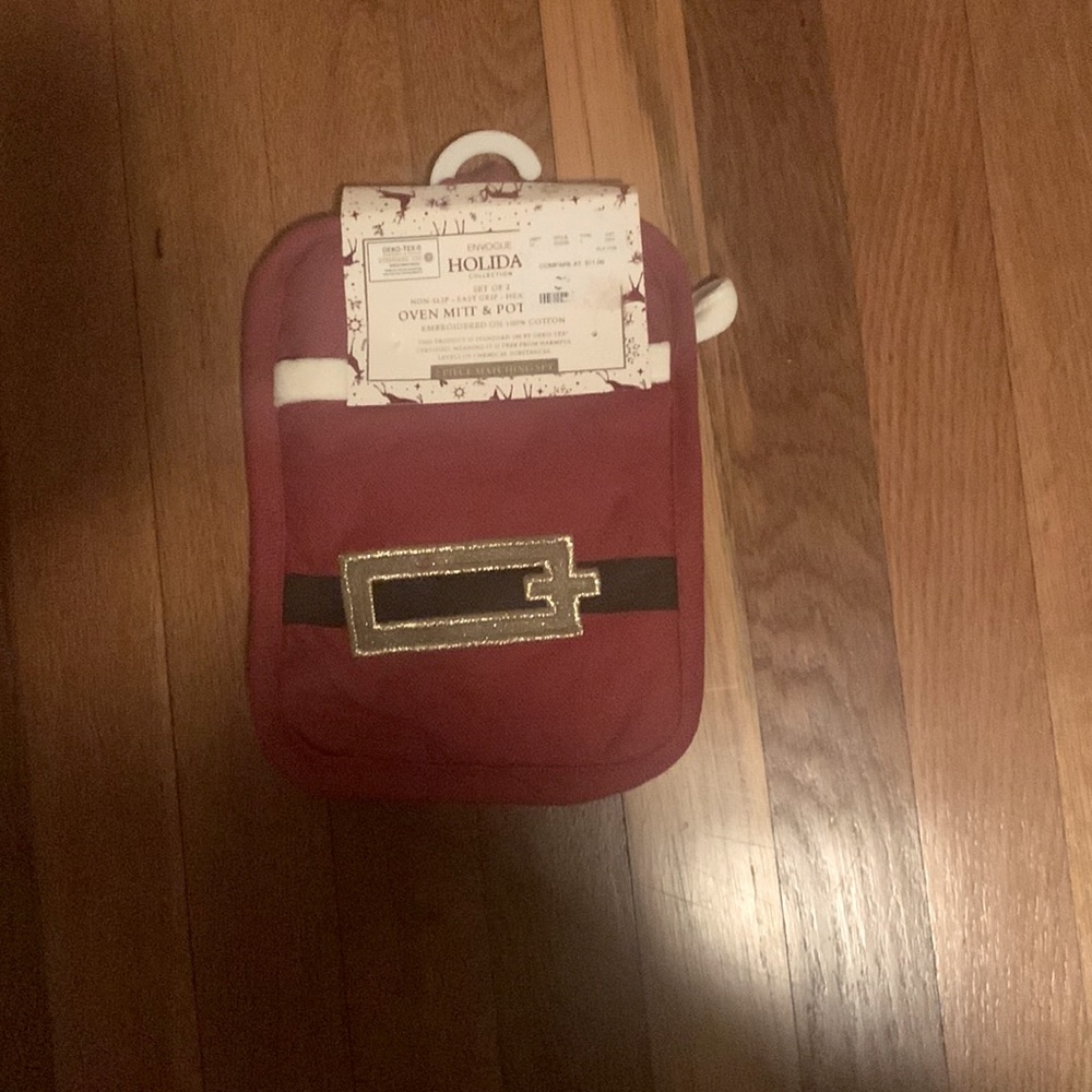 Holiday oven mitt and pot holder - NWT